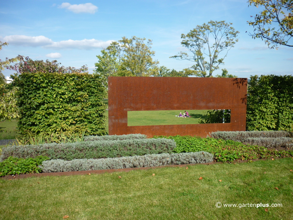 Text: Bernd Franzen, Gartenplus